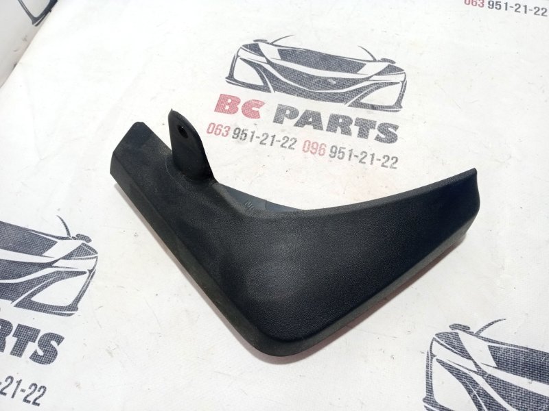 Брызговик задний правый Nissan Rogue 2022 t33 1.5 T98J26RR0F Б/У