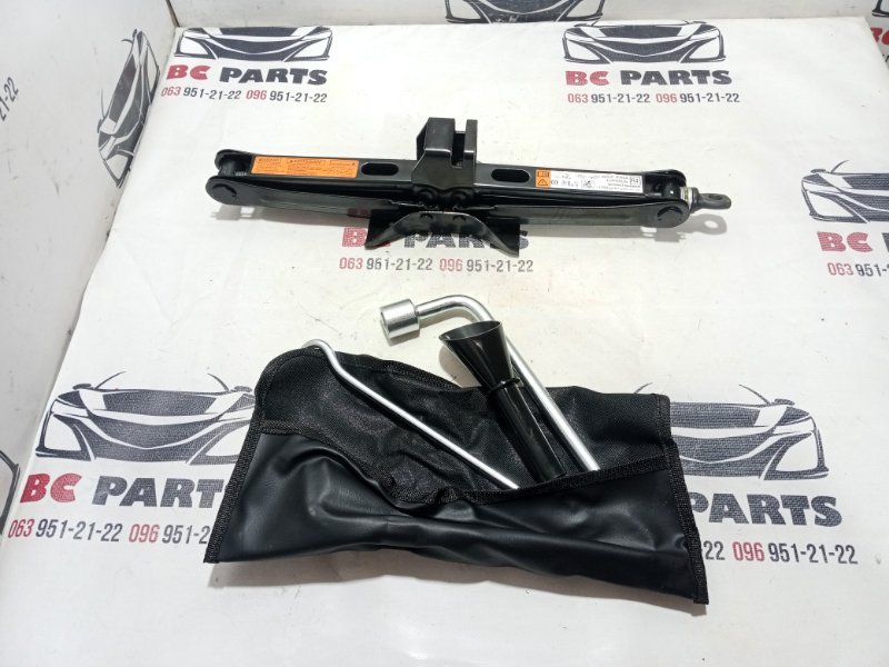 Домкрат Nissan Rogue 2021 T33 2.5 99550-7FR0A Б/У