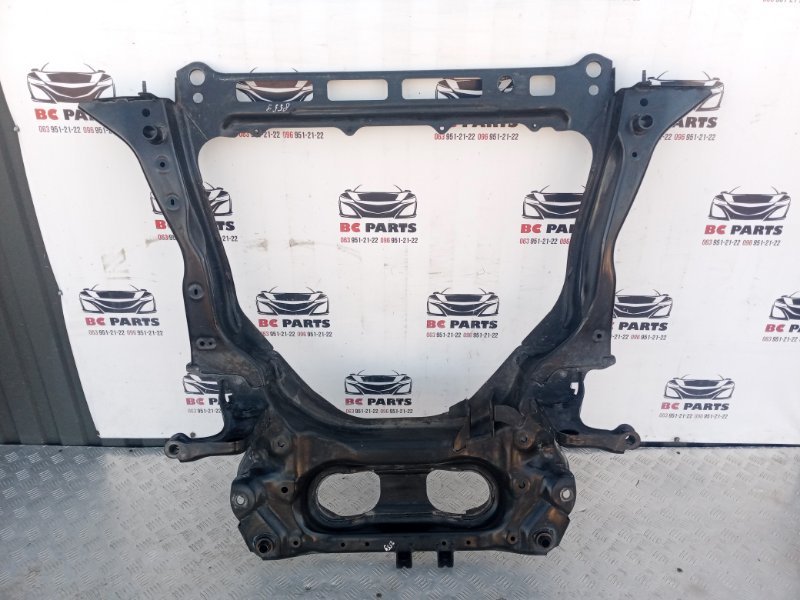 Подрамник передний Rogue 2021 T33 2.5