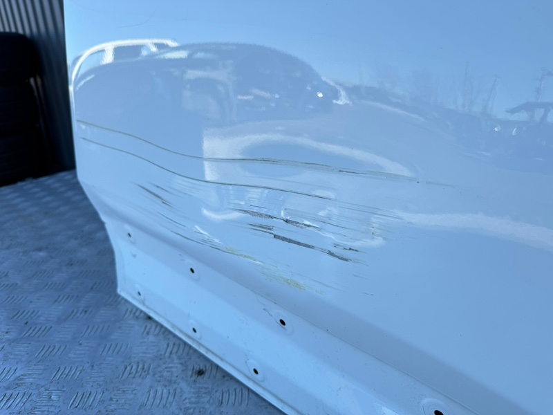 Дверь боковая передняя правая Rogue 2022 t33 1.5