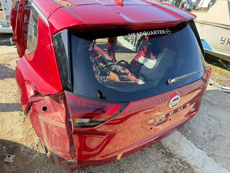 Крышка багажника Rogue 2021 T33 2.5