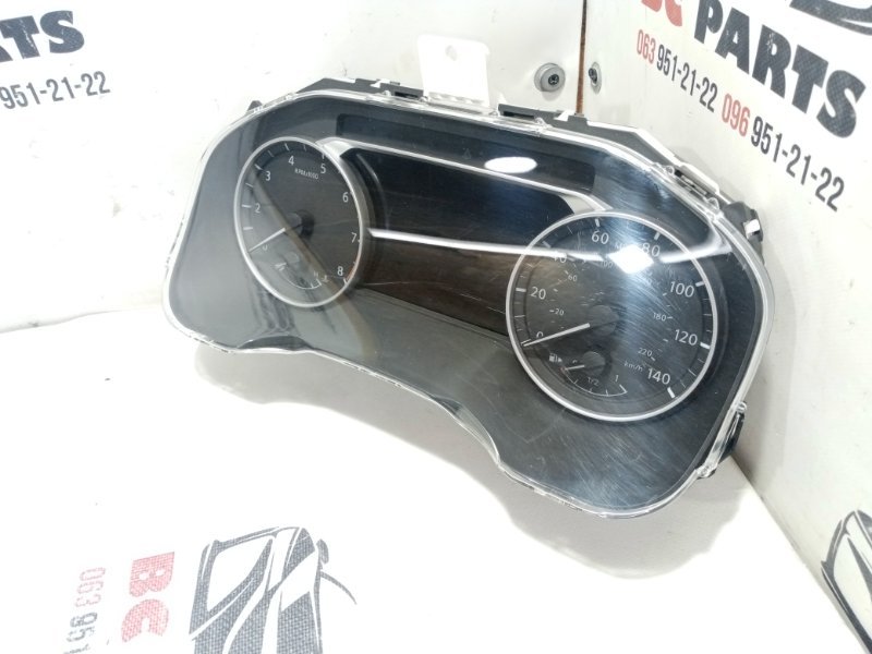 Панель приборов Rogue 2021 T33 2.5