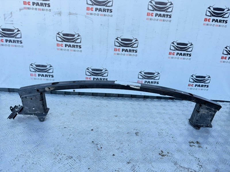 Усилитель бампера передний Nissan Rogue 2022 t33 1.5 62031-6RR0A Б/У