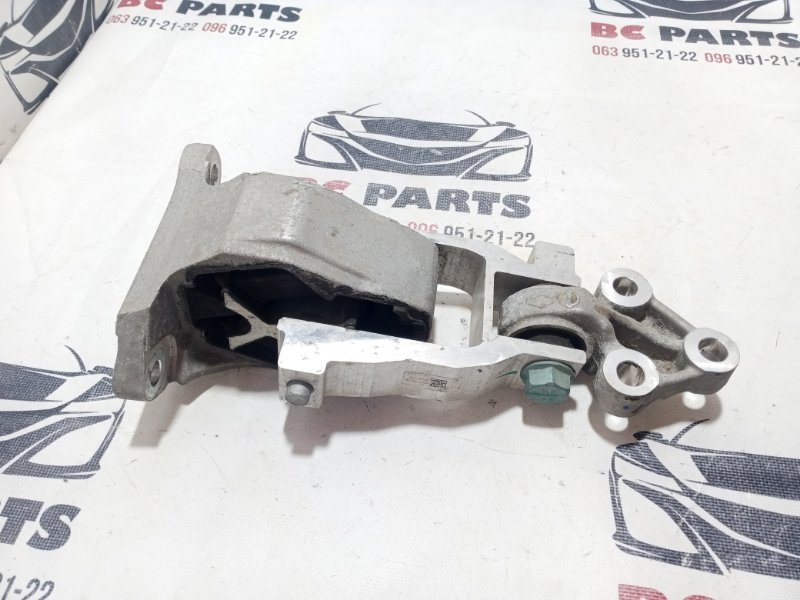 Подушка двигателя задняя правая Nissan Rogue 2022 t33 1.5 11360-6RC0B Б/У