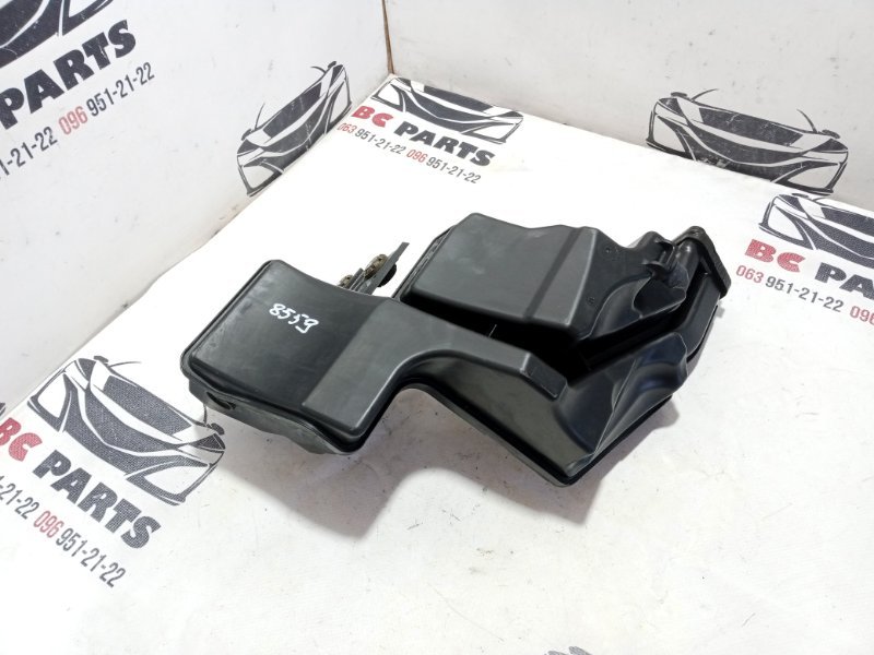 Резонатор воздушного фильтра Nissan Rogue T33 2.5