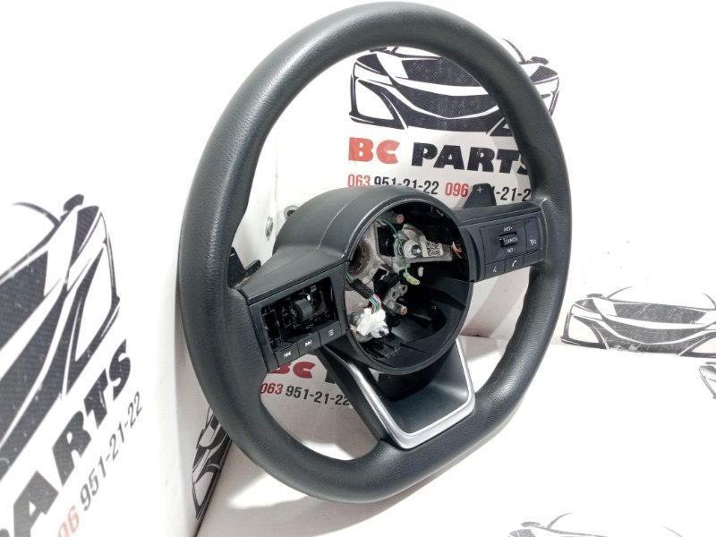 Руль Nissan Rogue t33 1.5