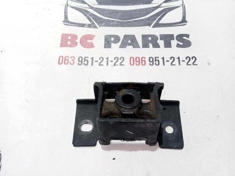 Подушка глушителя передняя Nissan Rogue 2021 T33 2.5 20651-JG30A Б/У