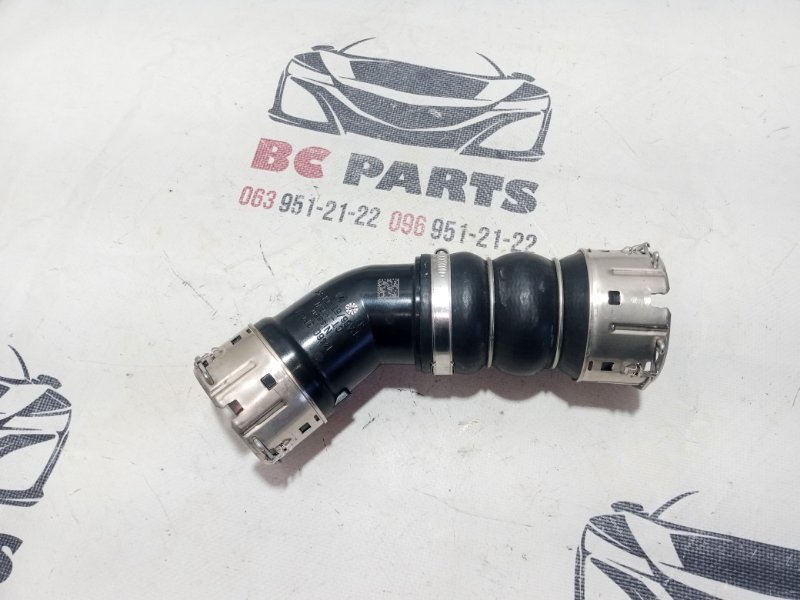 Патрубок интеркулера Rogue 2022 t33 1.5