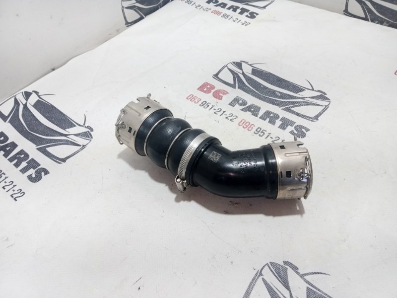 Патрубок интеркулера Rogue 2022 t33 1.5