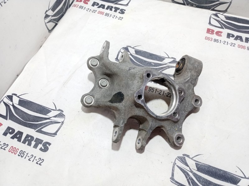 Цапфа задняя правая Kia Sportage 2017 52720D3100 Б/У