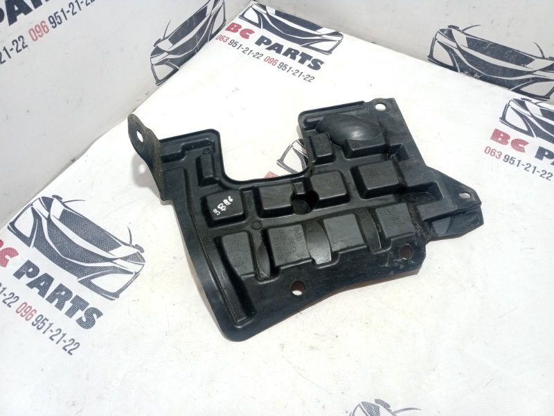 Защита Акпп боковая левая Nissan Rogue 2022 t33 1.5 648396RR0A Б/У