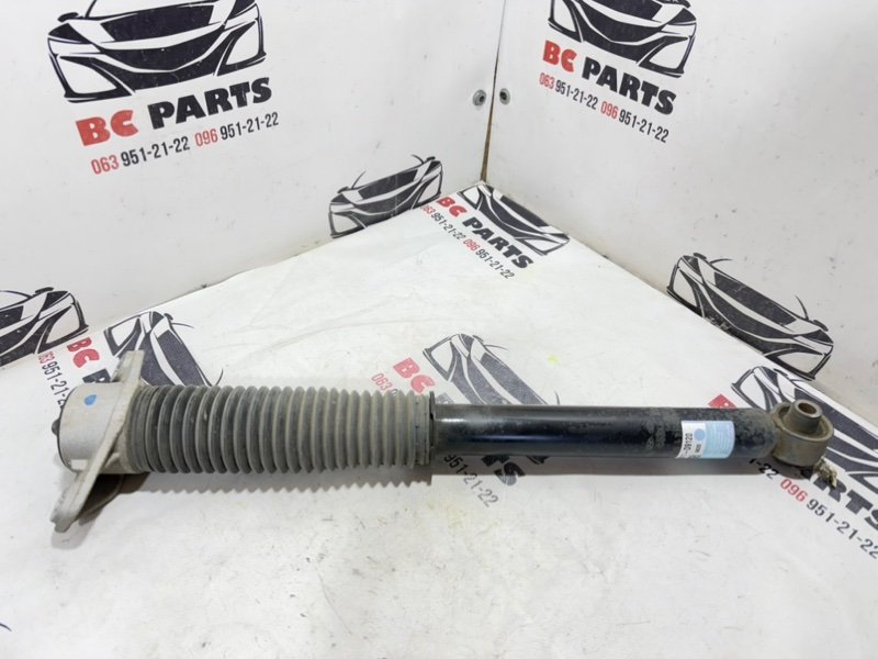 Амортизатор подвески задний Sportage 2017