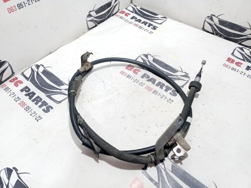 Трос стояночного тормоза правый Sportage 2017