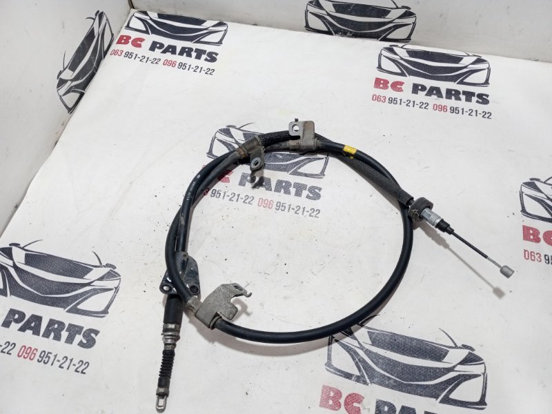 Трос стояночного тормоза левый Sportage 2017