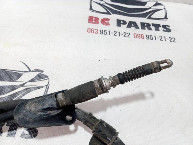 Трос стояночного тормоза левый Sportage 2017