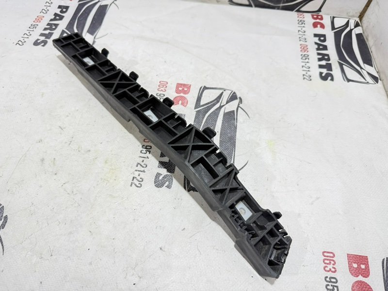 Направляющая бампера задняя правая Sportage 2017