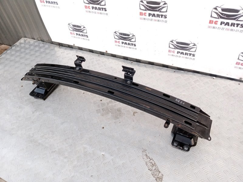 Усилитель бампера передний Rogue 2021 T33 2.5