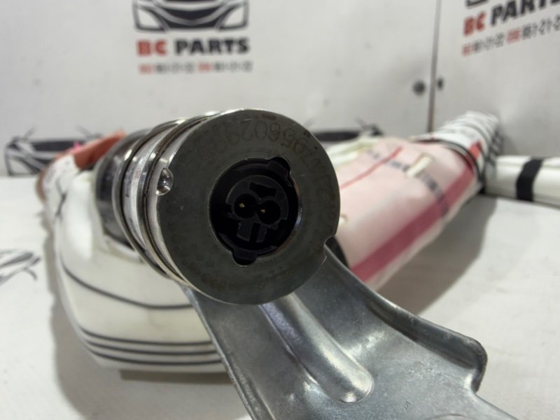 Подушка безопасности боковая штора правая Nissan Rogue T33 2.5