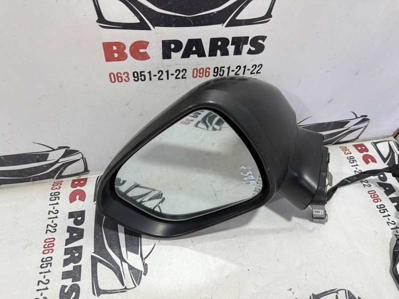 Зеркало заднего вида боковое левое Rogue 2021 T33 2.5