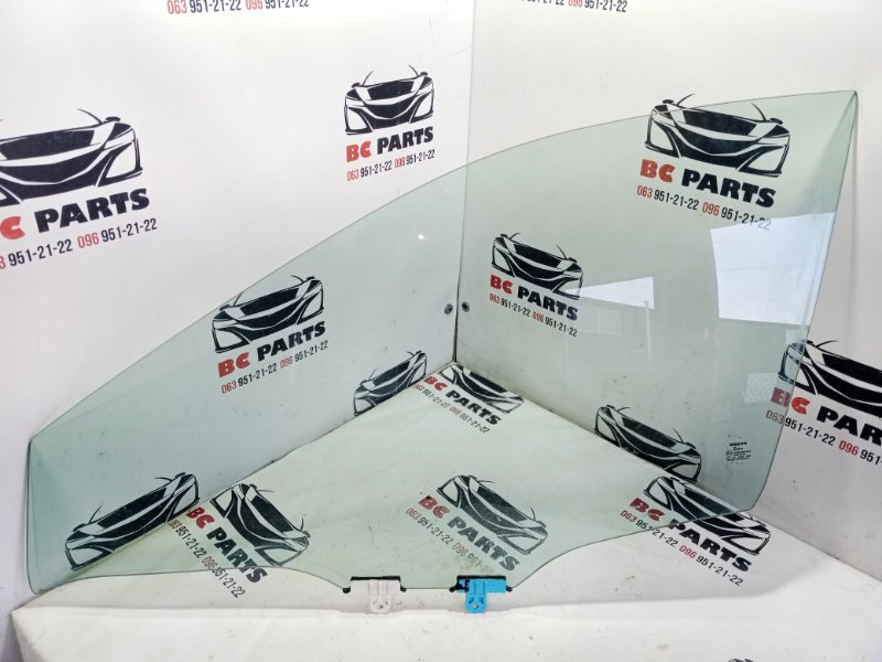 Стекло двери переднее левое Nissan Rogue 2023 T33 1.5 80301-6RR1A Б/У