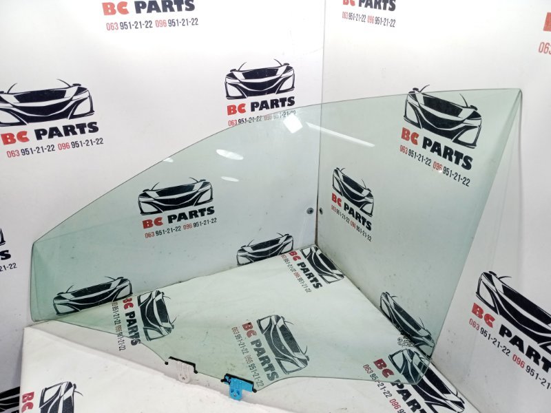 Стекло двери переднее левое Rogue 2023 T33 1.5