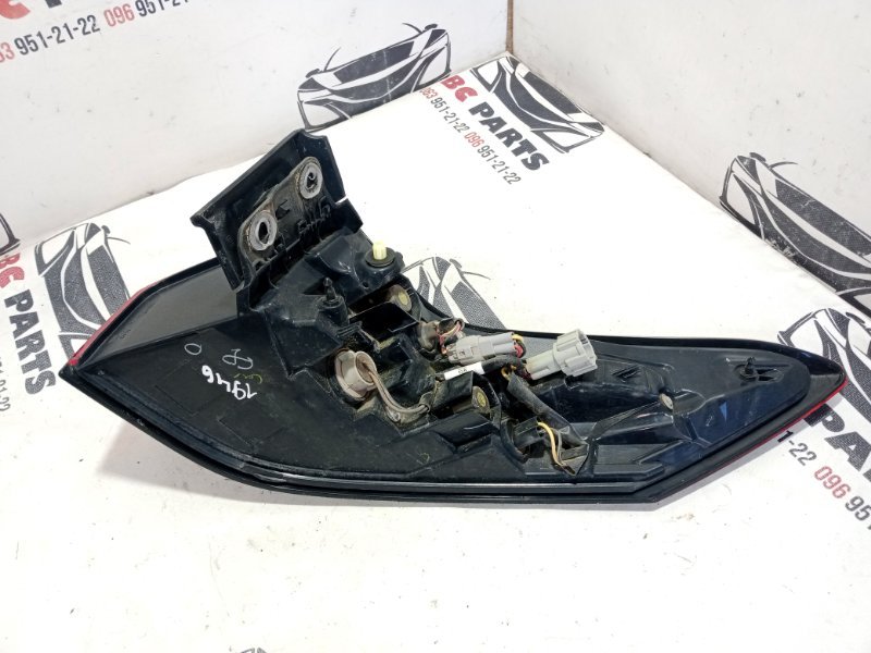 Фонарь наружный (в крыло) задний левый Rogue 2021 T33 2.5