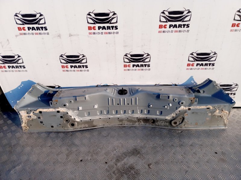 Задняя панель кузова задний Rogue 2022 T33 1.5