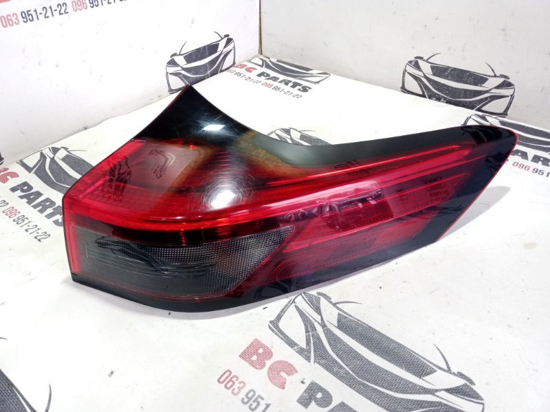 Фонарь наружный (в крыло) задний правый Nissan Rogue 2021 T33 2.5 26550-6RR0B Б/У