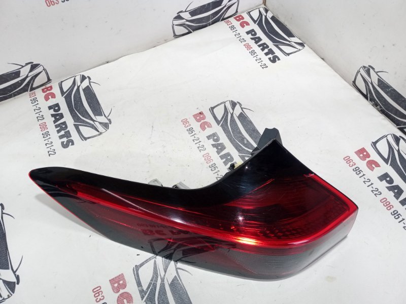 Фонарь наружный (в крыло) задний левый Rogue 2021 T33 2.5