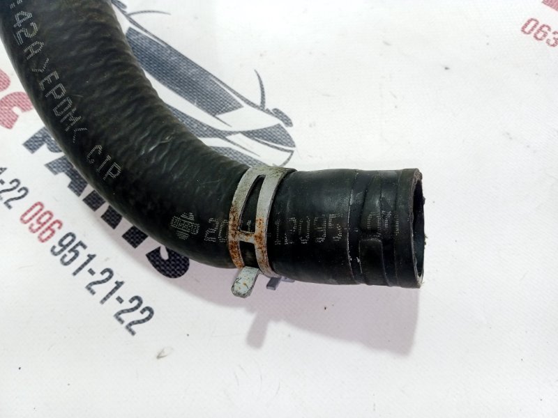 Патрубок радиатора Rogue 2021 T33 2.5