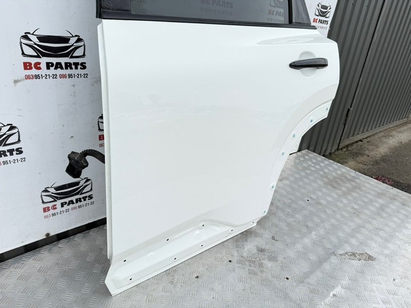 Дверь боковая задняя левая Rogue 2023 T33 1.5