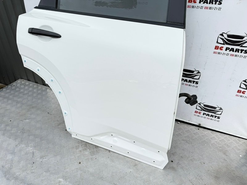 Дверь боковая задняя правая Nissan Rogue T33 1.5