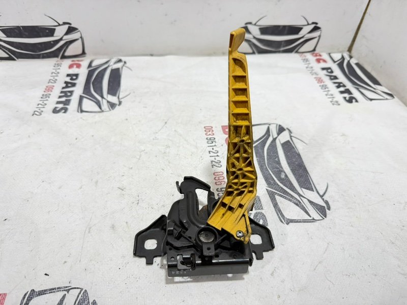 Замок капота Nissan Rogue T33 2.5