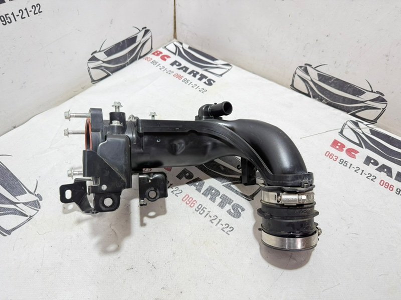 Патрубок интеркулера Nissan Rogue 2023 T33 1.5 16578-6RC3B Б/У