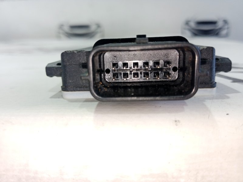 Датчик слепых зон задний Rogue 2021 T33 2.5