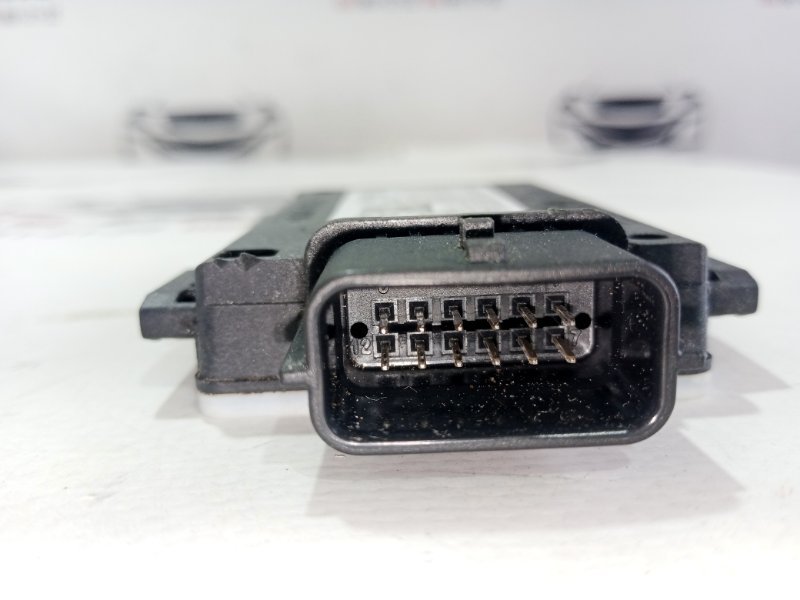 Датчик слепых зон задний Rogue 2021 T33 2.5