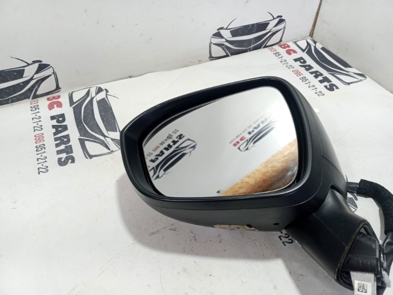 Зеркало заднего вида боковое левое Rogue 2022 t33 1.5