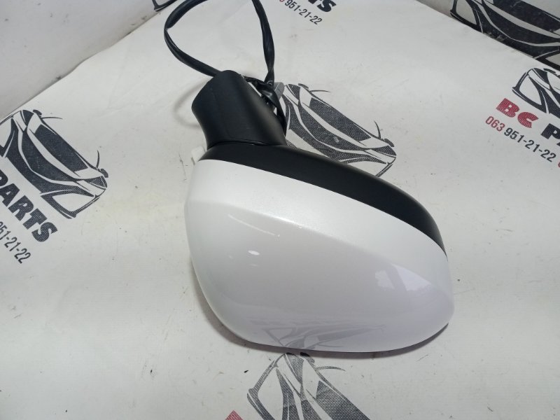 Зеркало заднего вида боковое правое Nissan Rogue T33 1.5