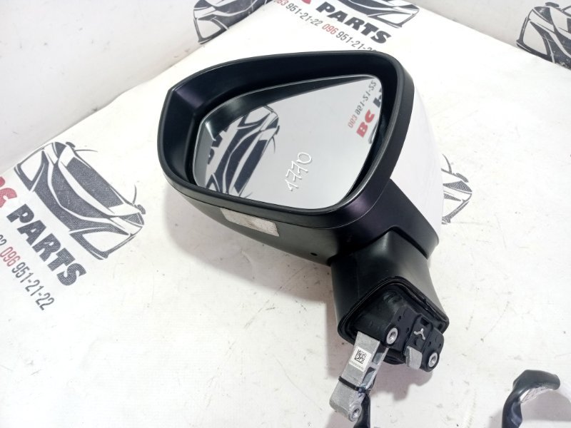 Зеркало заднего вида боковое левое Rogue 2024 T33 1.5