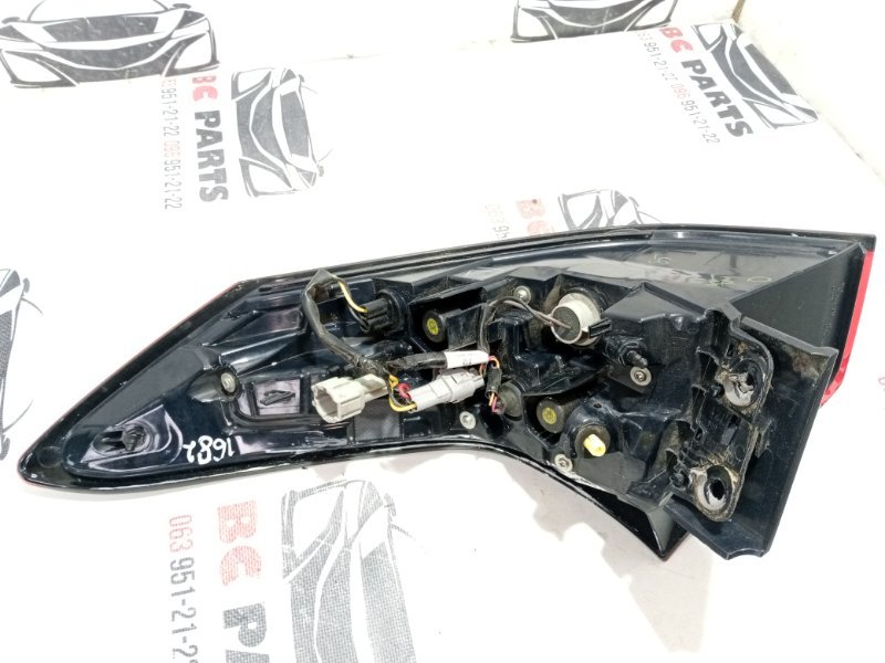 Фонарь наружный (в крыло) задний левый Rogue 2021 T33 2.5