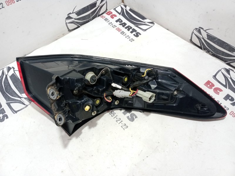 Фонарь наружный (в крыло) задний правый Rogue 2021 T33 2.5