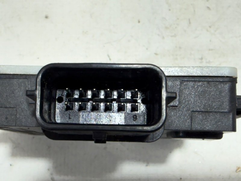 Датчик слепых зон задний Rogue 2024 T33 1.5