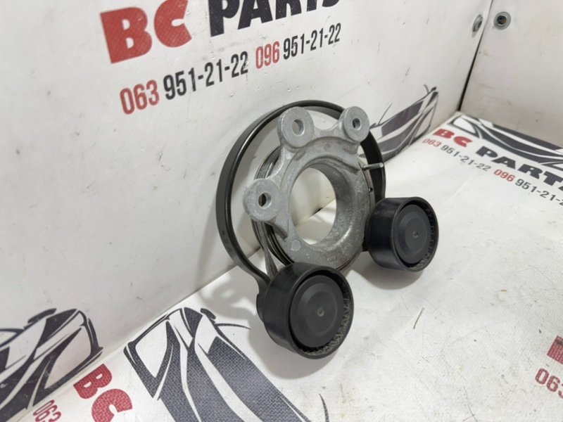 Натяжитель ремня генератора Nissan Rogue T33 1.5