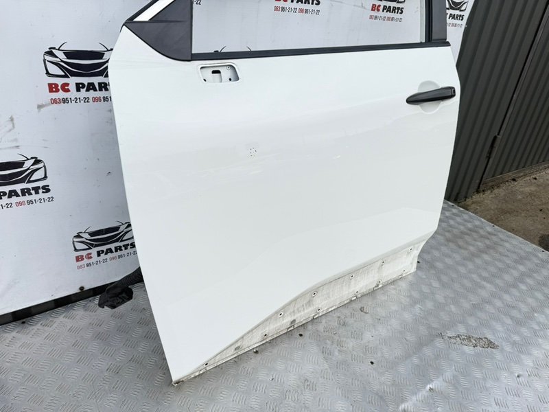 Дверь боковая передняя левая Nissan Rogue t33 1.5