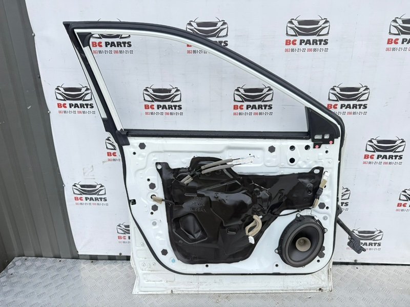 Дверь боковая передняя левая Rogue 2022 t33 1.5