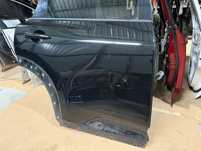 Дверь боковая задняя правая Nissan Rogue T33 2.5