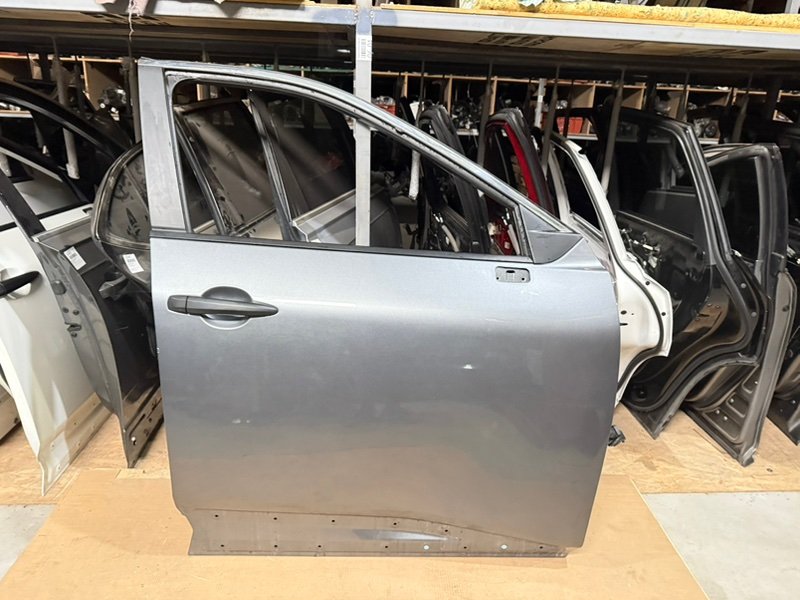 Дверь боковая передняя правая Nissan Rogue 2023 T33 1.5 Б/У