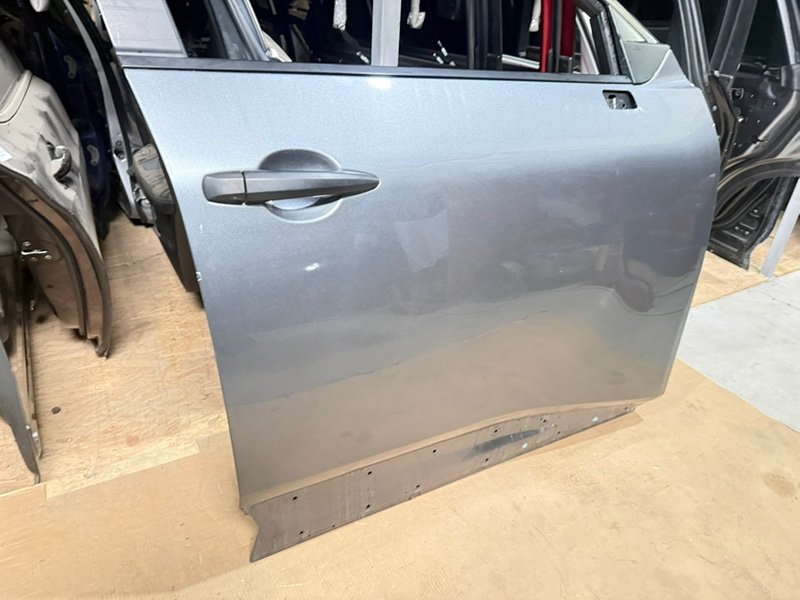 Дверь боковая передняя правая Rogue 2023 T33 1.5