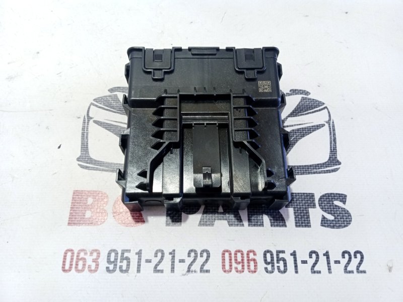 Блок gateway Nissan Rogue T33 1.5