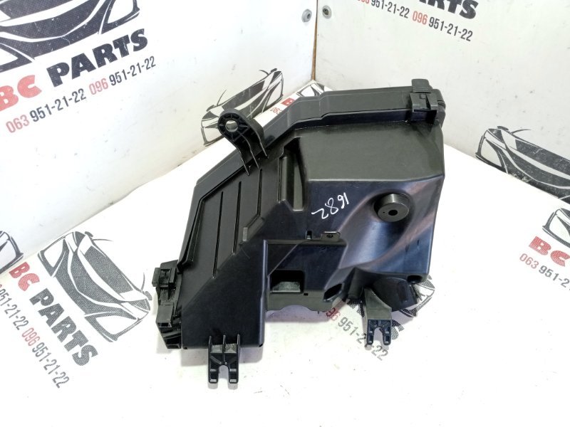 Корпус блока предохранителей Rogue 2021 T33 2.5